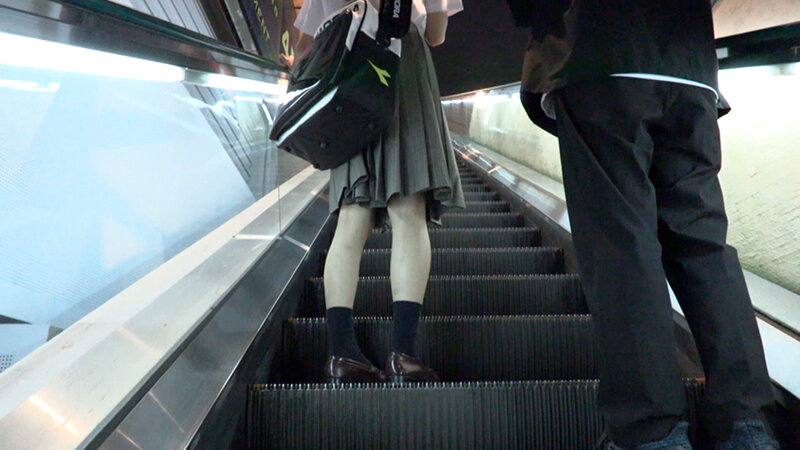 思春期の不協和音、見知らぬ男で歪みゆく名門の制服たち。287分8発射！！ サンプル 10