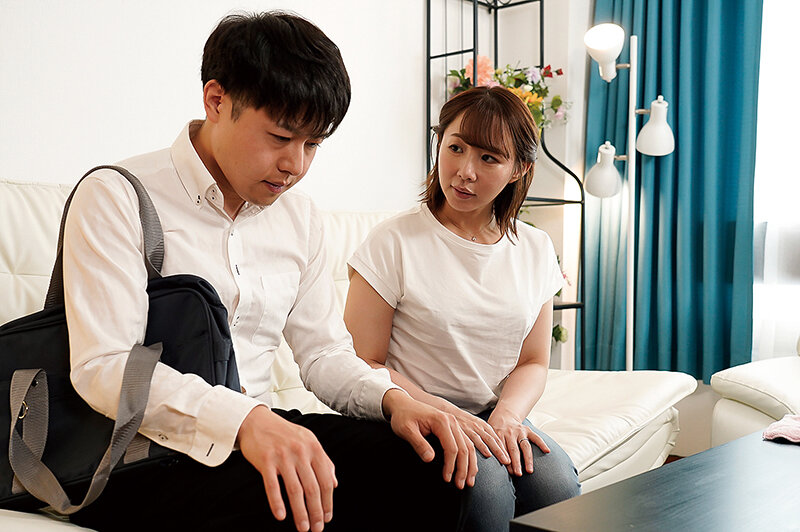 親離れしてほしくない息子に色仕掛けをする淫母 成宮いろは サンプル 3