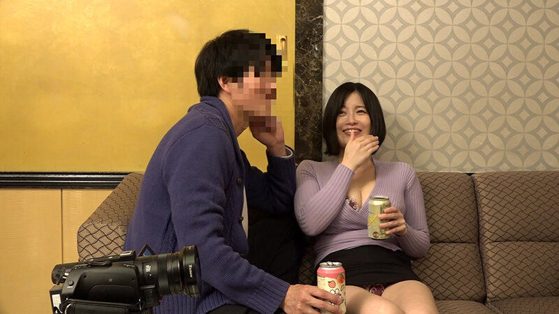 闇サイトで見つけたセフレ交換サークルの禁断ハメ撮り動画～アパレル店員・超絶美少女 上坂めい サンプル 1