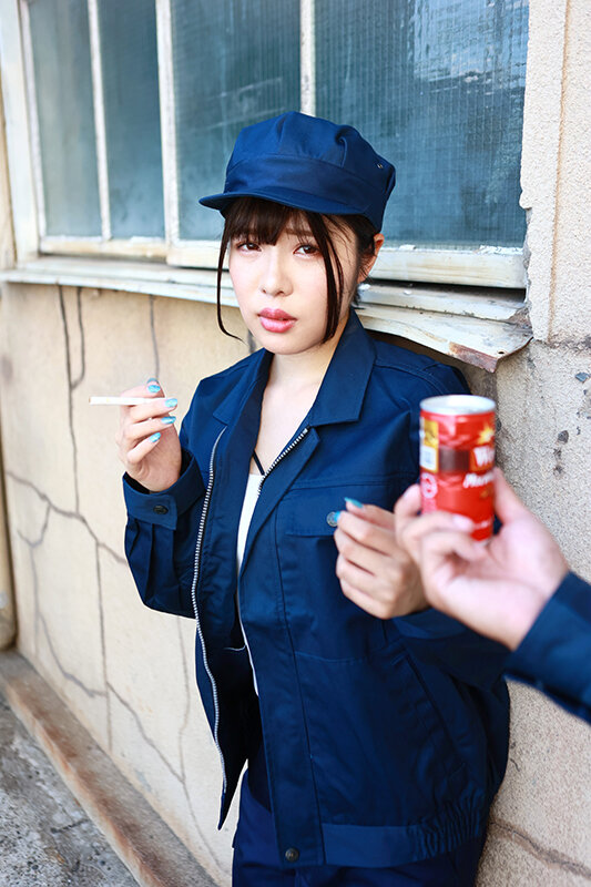 町工場のツンデレ元ヤン娘から結婚相談所の世話好きおばちゃんまで！働く女10人の職業別SEXファイル（16） サンプル 3