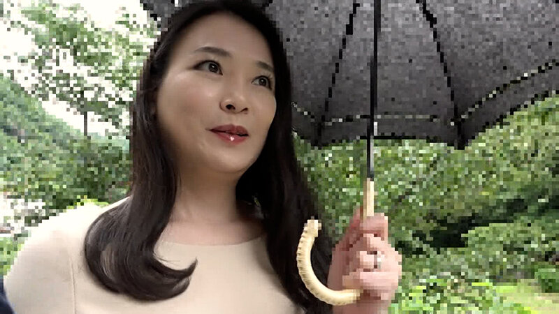 「こんなの初めてっ」綺麗すぎる五十路熟女が30時間イキまくり温泉中●し不倫4時間SP サンプル 1