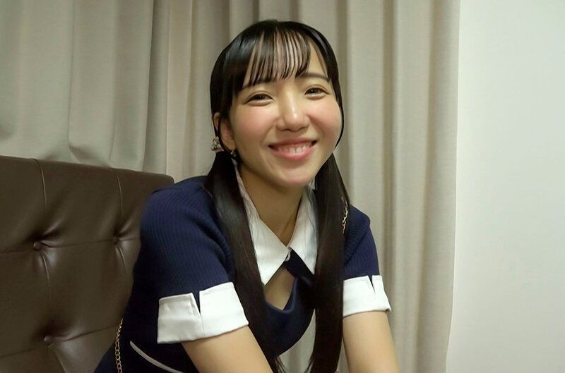 中出し部屋呑みドキュメント 人気急上昇中のナチュラル美少女 美咲音 サンプル 1