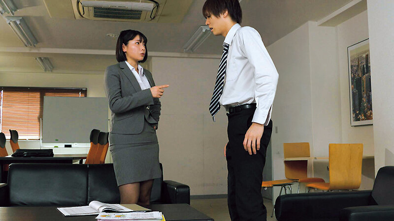 気は強いのに乳首最弱 大嫌いな女上司の乳首つねり上げたら理性がぶっ飛び仰け反り潮吹き大絶頂！！ 九井スナオ サンプル 2