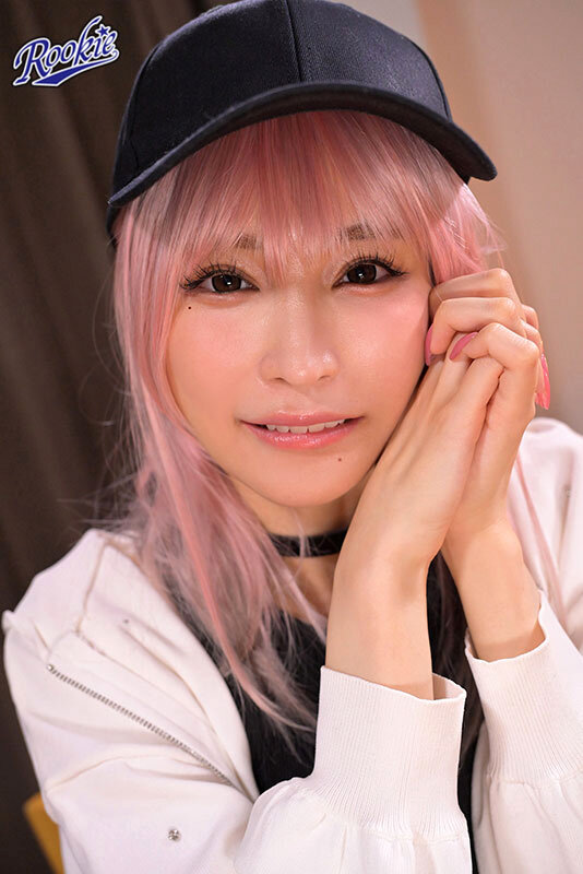 一晩泊めてよ、オタクくん オタクの僕にコスプレエッチもさせてくれる性欲強めのエロカワギャルに中出しマーキングし放題 胡桃さくら サンプル 11