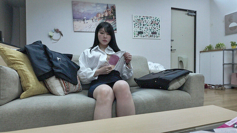 膣奥（カラダ）にたっぷりとお仕置きしてあげないとね。僕は、こんなに玲衣の事を愛しているのに裏切ったんだから。 黒島玲衣 サンプル 1