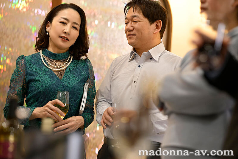 私の方がもっと…、もっと愛せるのに―。 同窓会’逆’NTR ～10年ぶりに再会した旧友と逢瀬を重ねる生ハメ情事～ 瀬尾礼子 サンプル 2