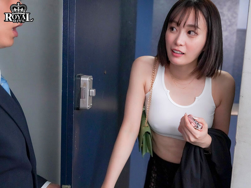 隣人ガチャUR確定演出。隣に引っ越してきたのはノーブラ乳首ポッチの美乳お姉さん。 美谷朱音 サンプル 13