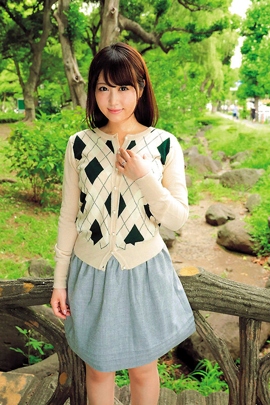 「一生のお願いです…挿れさせて下さい！！」「えっ…おばさんだよ…私が初めてでもいいの…？」マジ女神！！産後処女で欲求不満なママさんたち15名が悩める童貞くんの願いを優しく受け挿れたらww相性バツグンすぎちゃって生中出し筆おろしSEXさせてくれた5時間SP サンプル 12