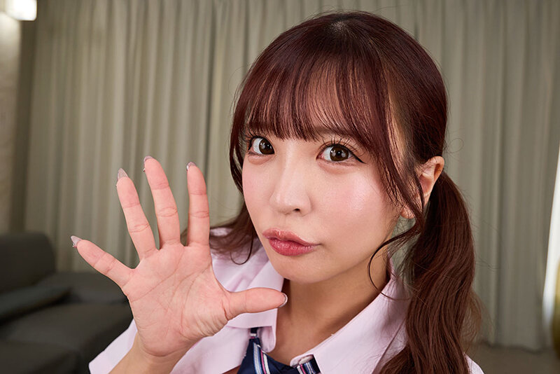 【VR】人生掻き乱されるほど大胆で過激な誘惑に、自分を見失わせる超小悪魔生徒 小那海あや サンプル 5