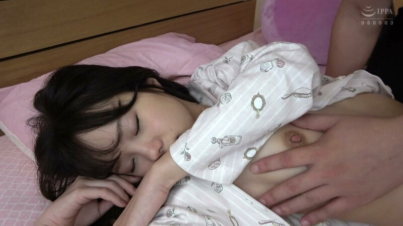 オモチャに敏感なマ○コは淫欲ボディ化！？イキ過ぎて生チ○ポを膣穴に埋めるまで満足ができないオンナたちベスト！！ サンプル 17