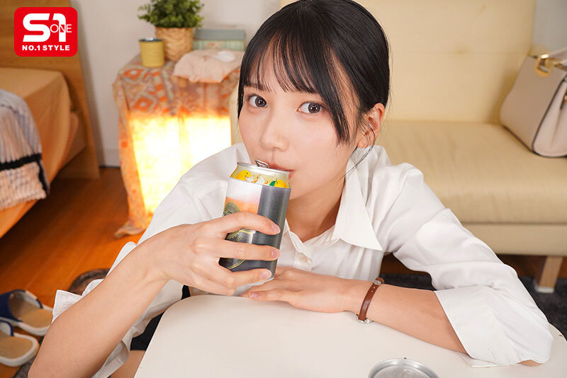 【VR】終電逃して後輩宅に泊めてもらうことに…スーツだと真面目で大人っぽいのに部屋着だと無防備で幼くて酔うと無邪気にあざとくエロがってきて朝日が昇るまでずーっと痴女られた背徳すぎる一夜 榊原萌 サンプル 6