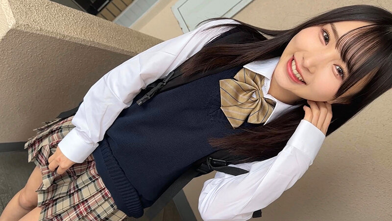 厳選美少女 素人ムクムクBEST 最高にエロい女子とSEXしまくり制服・中出し・極上フェラチオ ヌケる連続射精 超尺320分（SMCD-035） サンプル 4