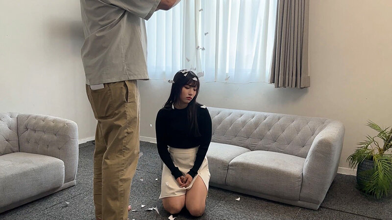 借金返済できない債務者から金の代わりに人妻のマ●コで取り立て お前の立場理解らせてやるよ！ サンプル 5