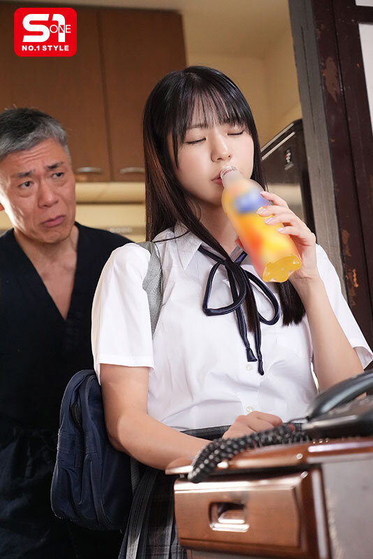 反抗期の私が今ではお義父さんのお薬（※強力媚薬）とオチンチンなしでは生きていけない。まだ女子●生の連子をキメセク中毒にした歪んだ義父の性欲 浅野こころ サンプル 3