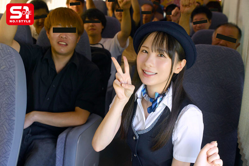元バスガイド村上悠華の48時間セクハラOKファン感謝バスツアー 憧れAV女優の美顔・柔乳・近い距離感にシロウト男子大暴走！ザーメン22発も受け止める大乱交祭り サンプル 1