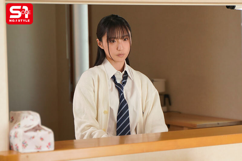 『お兄ちゃん、見て』超清純と思っていた義理の妹が隠れ変態…白昼堂々ノーパンハメ誘惑 新木希空 サンプル 1