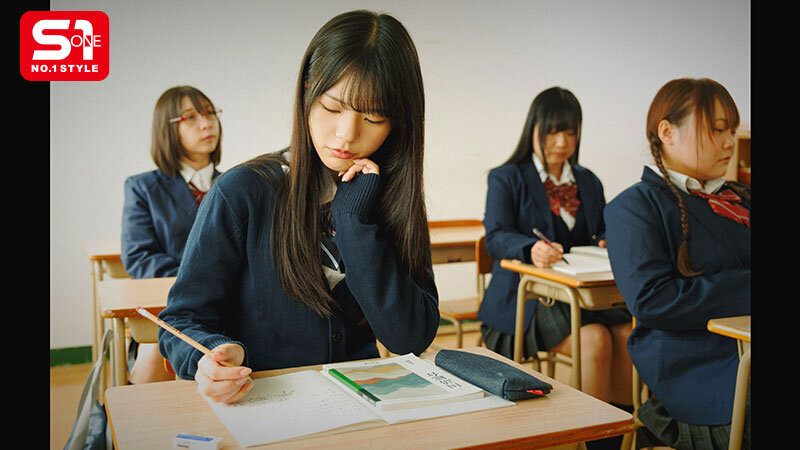 憧れだった担任教師に盗撮されても黙認しているわたし。自己肯定感の低いひとりぼっちJ●はド変態教師すら愛してくれる 浅野こころ サンプル 1