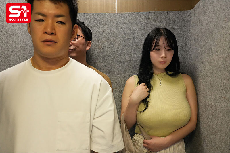 顔よりデカい胸のせいで…乳だけで身バレしてしまった人妻風俗嬢の末路…。 旦那不在の間、ご近所さん御用達のヤラれ放題Mカップ みなみ羽琉 サンプル 8