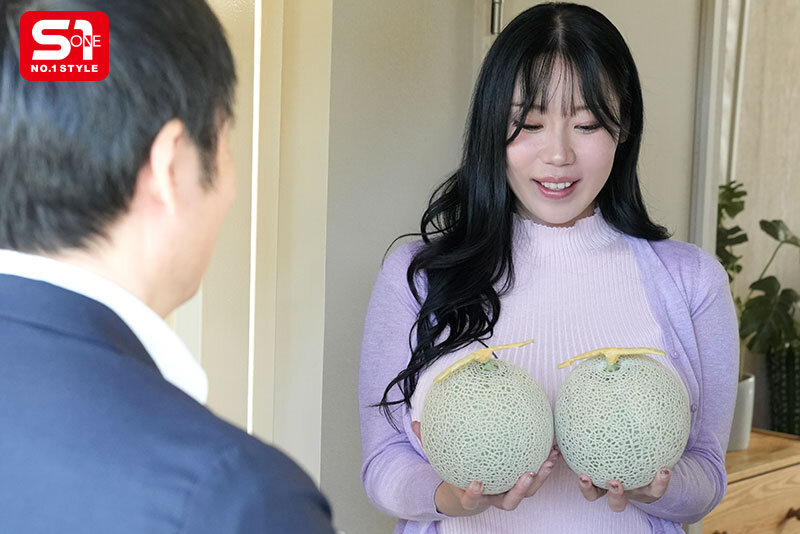 隣のMcup団地妻がメロンサイズ特大ブラを干す昼下がりは旦那不在のサインです…。 みなみ羽琉 サンプル 1