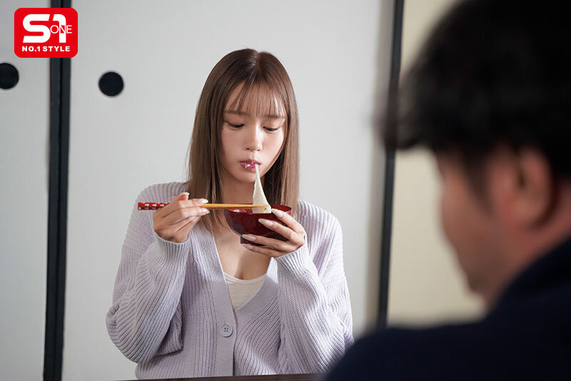 年末年始、古い学生寮で女学生とおじさん管理人が2人きり…禁断シチュに欲情した中年ち●ぽと寂しさ埋めたい若い少女おま●こは相性良すぎて合体し続けた。 兒玉七海 サンプル 10