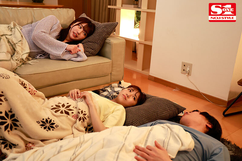 Gカップ同級生2人組が僕の家で勉強合宿！休憩の度にエロいことが！ 安達夕莉 宇野みれい サンプル 2