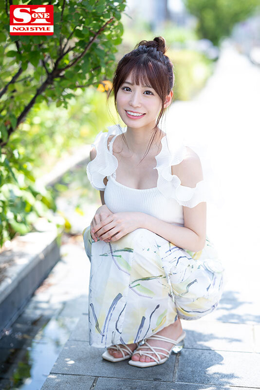 清純さに惚れて何度も告白した結果、やっと付き合えた彼女は ドン引きするほどのおち〇ぽ好きビッチだった… 未歩なな サンプル 11