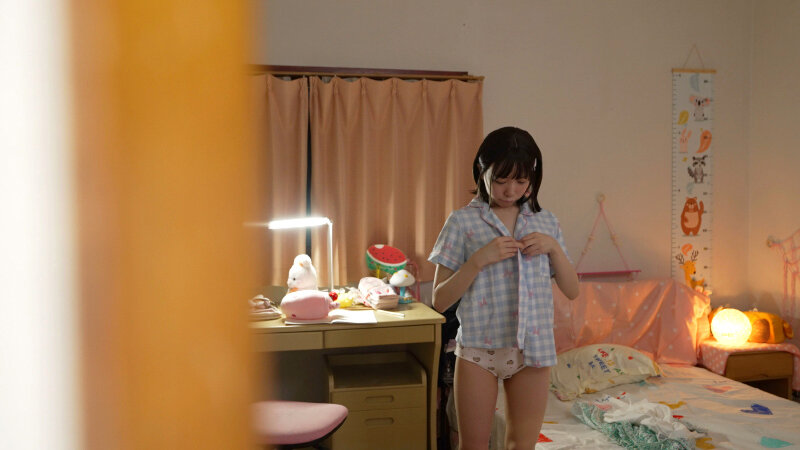 「ママには内緒だよ…」義父と娘のけしからぬ愛の同棲記録。おぼこい身体で、びちょびちょに濡れる 日向由奈 サンプル 3