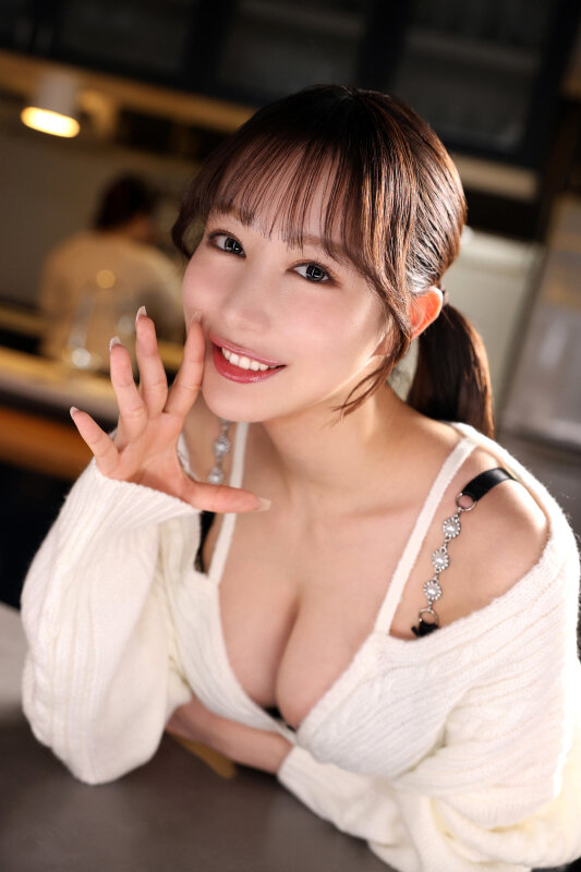 【VR】【8K】小悪魔イモウトのささやき誘惑チクビ責め 彼女がすぐ近くにいるのに、アニメ声で僕の心をかき乱してくる彼女の妹と一線超えて射精しまくった夜 高山エミリ サンプル 2