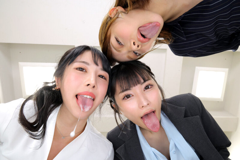 【VR】【8K】無尽蔵性欲のシゴデキ女上司しかいない会社で性処理肉ディルド課に配属されたボク 小野坂ゆいか・胡桃さくら・凰華りん サンプル 16