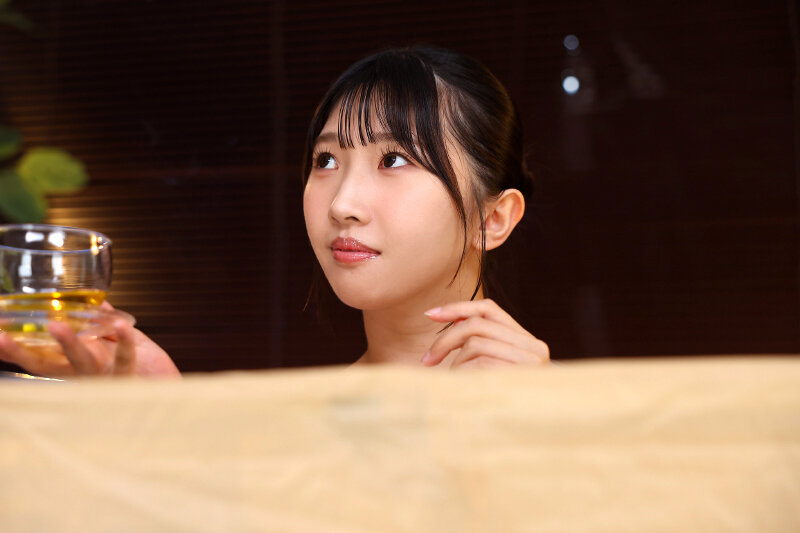 【VR】【8K】感覚遮断 よもぎ蒸しエステで首から下ゼロ感覚で触り放題・挿れ放題！ 薬切れ美女客をガンギマリピストン ひかりさん サンプル 7