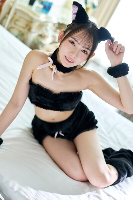 【VR】【8K】営業スマイルの裏で溜めた性欲が爆発！セクコスキャンペーンガールの彼女に興奮したチ〇ポを濃厚フェラで味わい、子宮に届くほど奥まで繋がって強●連続中出し！ 大人気インフルエンサー めいさ サンプル 2