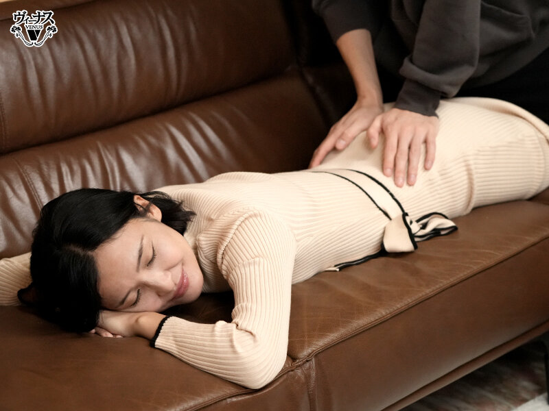 大好きな叔母を四六時中抱いた愛液と中出しに溺れる絶頂セックス 吉瀬葵 サンプル 5