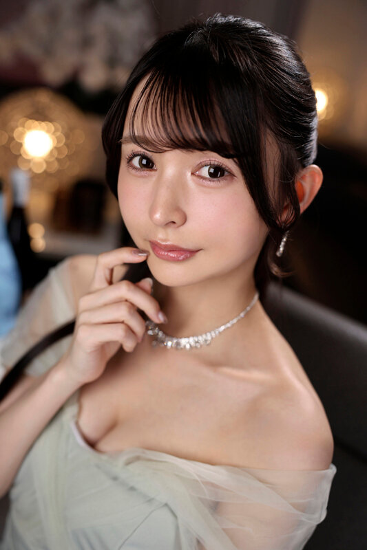 【VR】これぞ8K！顔面特化アングルVR ～顔面偏差値が高いラウンジ嬢と最後の濃厚不倫SEX～ 幸村泉希 サンプル 4