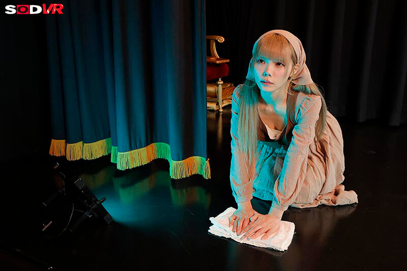 【VR】【8K】舞台『裸の女王様』主演:美澄玲衣 ウチのクラスの出し物は、生意気一軍女子の理解らせストリップ劇 サンプル 6