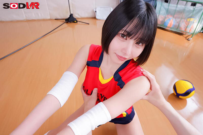 【VR】【8K】女子バレー部の生徒と先っぽ3cmの空気イス特訓！！ケツ肉がプルプル我慢できずニュルっと合体。あまりの刺激に暴走ピストン杭打ち騎乗位！！ 藤崎そあ サンプル 14