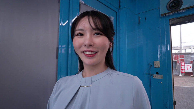 ハイレグモリマン食い込みクイ！クイ！スライムエステ体験！全身ヌルヌルスライムが乳首・アナル・膣まで侵食してビクビク痙攣イキ！理性崩壊しナマ挿入しちゃうなんて！撮って出し！マジックミラー号～ゆうなさん編～ サンプル 1
