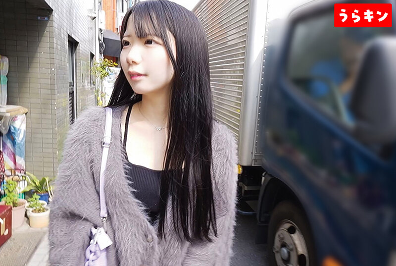 うらキン【ドエロちくび美少女に美尻な巨尻にGカップの淫美巨乳にオール中出しのエロエロバラエティーえちち娘3人収録！！】【200分超えの大ボリュームのエロハメ撮り3人前ドエッチ映像！！】【膣内でも手でも発射SEX祭映像収録】ナマH映像集014 サンプル 2