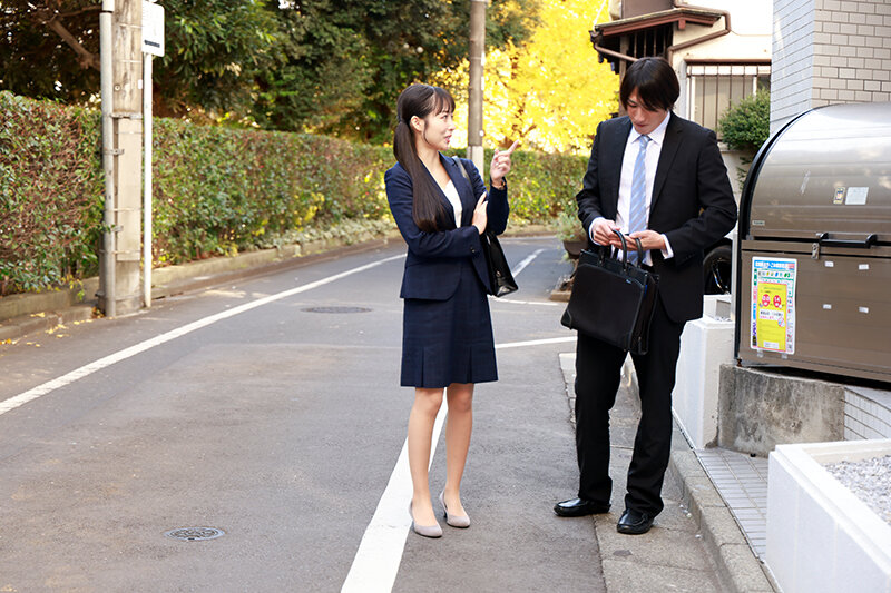 あざとく男にすり寄ってくる女子社員 ピンク色の舌を絡めて誘惑してくる同僚はキス狂い痴女 本城はな サンプル 7