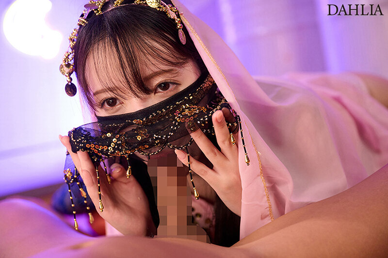 会社では地味な巨乳OLとおっパブで遭遇「内緒にしてくれるなら」と口止めフェベチオされて仕事中もしゃぶられる関係に… 小花のん サンプル 8