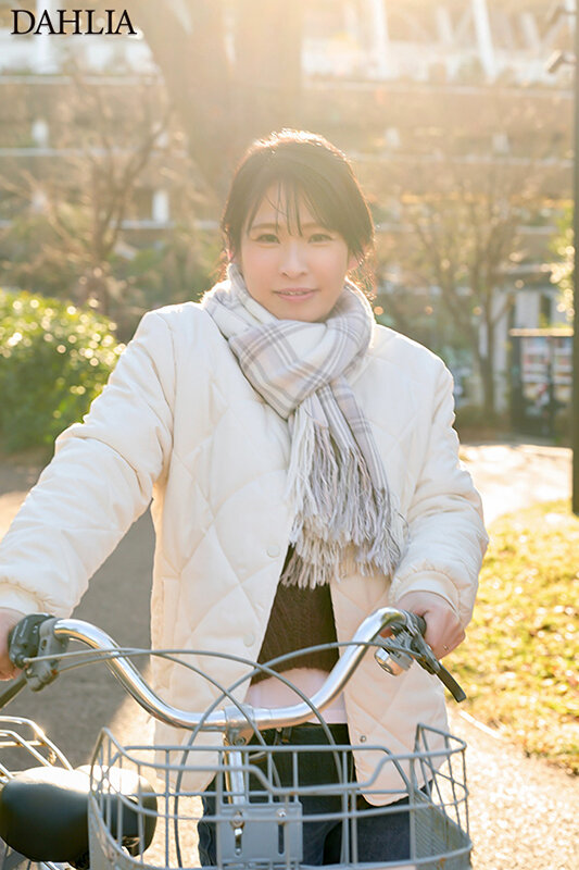 今日は私の休妻日ー。「40代のこんなおばさんでもAVに出演できますか―。」本物人妻 石田紗季 46歳AV Debut サンプル 10