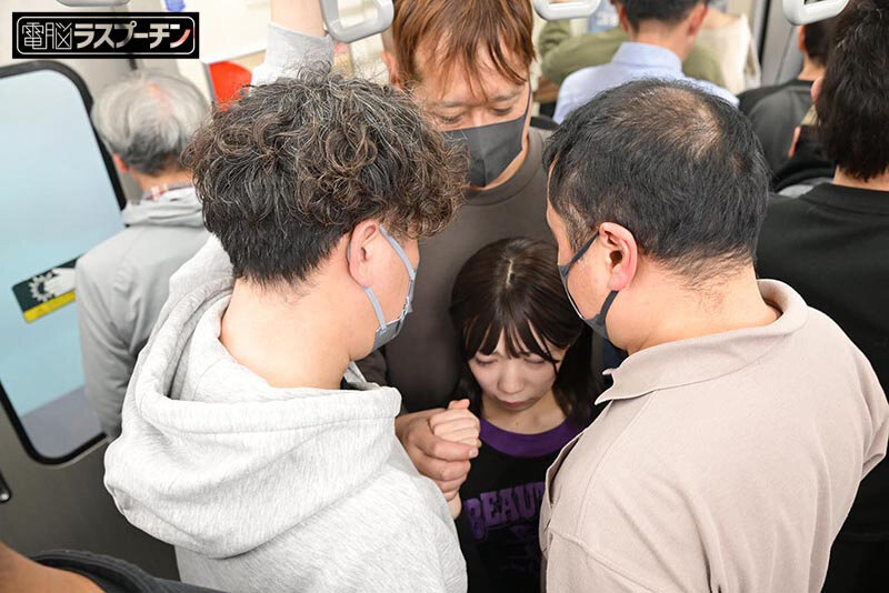 ちっちゃい女の子を3人で囲み服を剥ぎ取ってあらゆる快感を叩きこむ卑劣巨漢集団3 日向由奈 サンプル 3