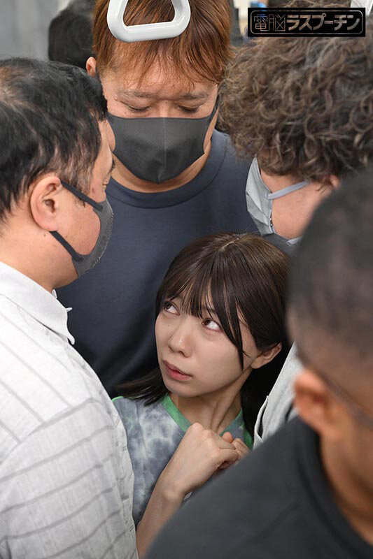 ちっちゃい女の子を3人で囲み服を剥ぎ取ってあらゆる快感を叩きこむ卑劣巨漢集団3 日向由奈 サンプル 8