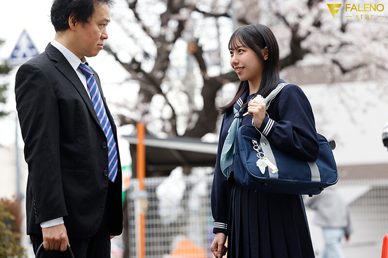 卒業式終了から10分後… さっきまで教え子だった元女子〇〇とラブホへ直行し性欲が枯れるまでセックスしてしまったダメな僕。 浜辺やよい サンプル 2
