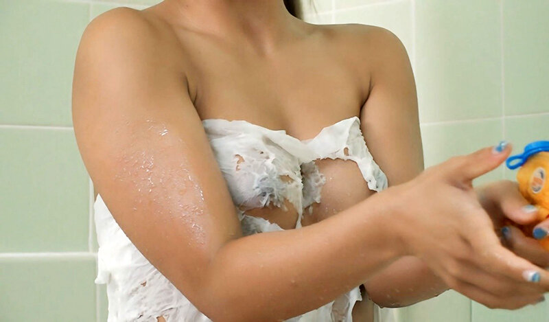 紙が溶けて大事なところが露わに！？相手の陰部をさらけ出せ！絶対に負けられない水鉄砲対決！ 参加女性10名 配信限定Vol.01 サンプル 6