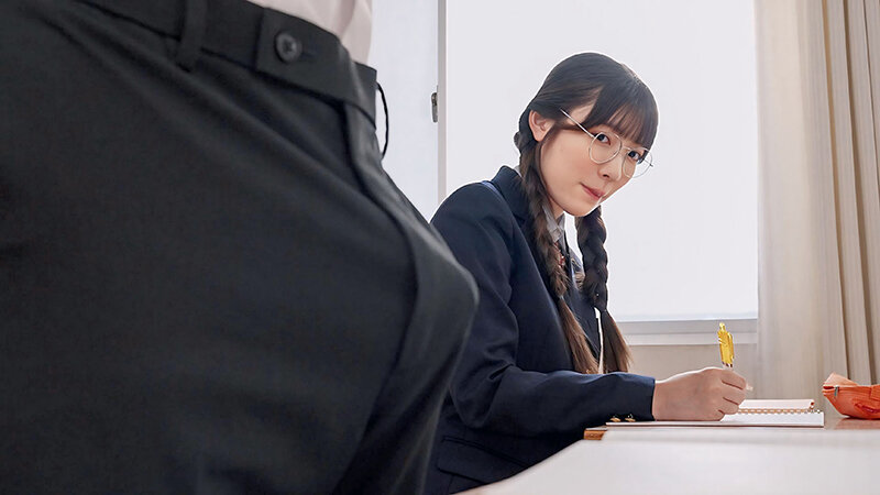 マワされ願望！脱いだら凄いクラスの地味な人見知りJ系は乱交にどハマり！笑顔で全員にハメ倒される変態娘 浦上ひのり サンプル 1