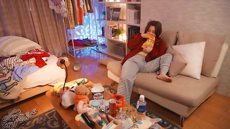 お隣さんはオナホです。ち〇ぽ借りにきてマ〇コで返す義理堅いメンヘラペットをボクは飼育しています。 小鈴みかん サンプル 11