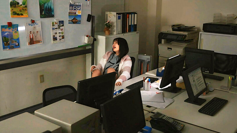 ズボラ界隈社畜ちゃん ブラック企業の深夜残業で会社に寝泊まり労働ザーメン搾取！ストレス解消の目覚ましセックスが毎朝のルーティーンになりました 佐藤愛瑠 サンプル 6