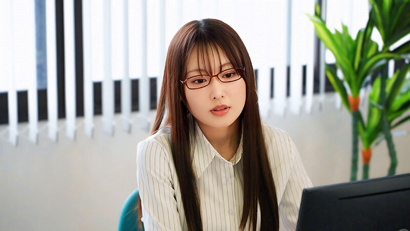 パワハラ女上司の裏の顔～部下に強くあたり散らし、人格否定までする裏で社長の前では従順な玩具だった～ 葉月まゆ サンプル 1