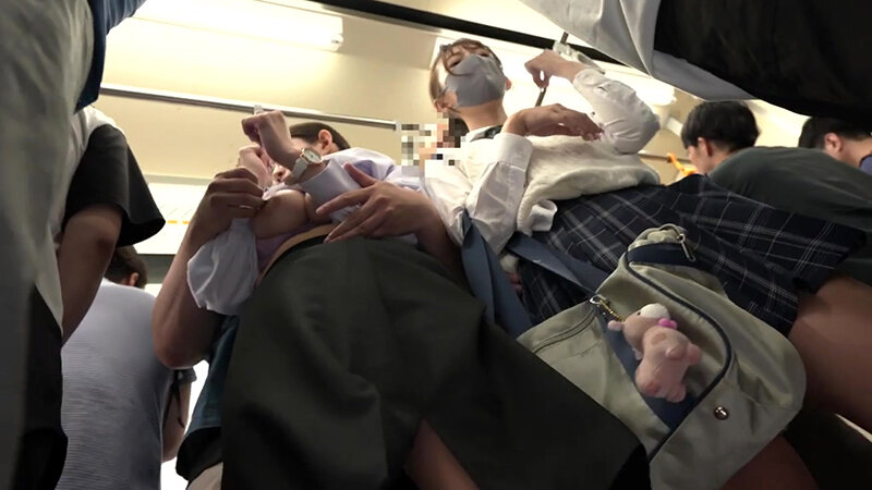 濃厚接吻痴● 満員電車で身動きが取れずイカされ快楽堕ち トロける舌絡めで懇願絶頂～ターゲットA子編～ サンプル 7
