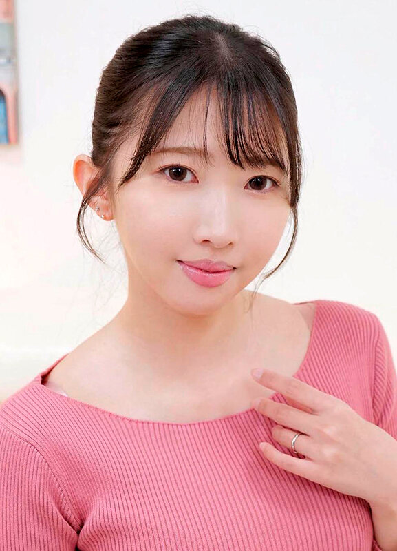 素人奥様ナンパ童貞君の包茎チ○ポむいて洗ってあげてもらえませんか？4久しぶりに見るギンギンチ○ポに発情！優しく筆おろしセックスしてくれました！ サンプル 1